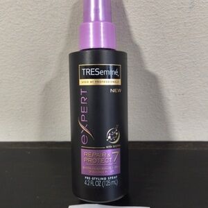 TRESemme Expert Repair & Protect 7 Pre-Styling Spray, 4.2 fl oz